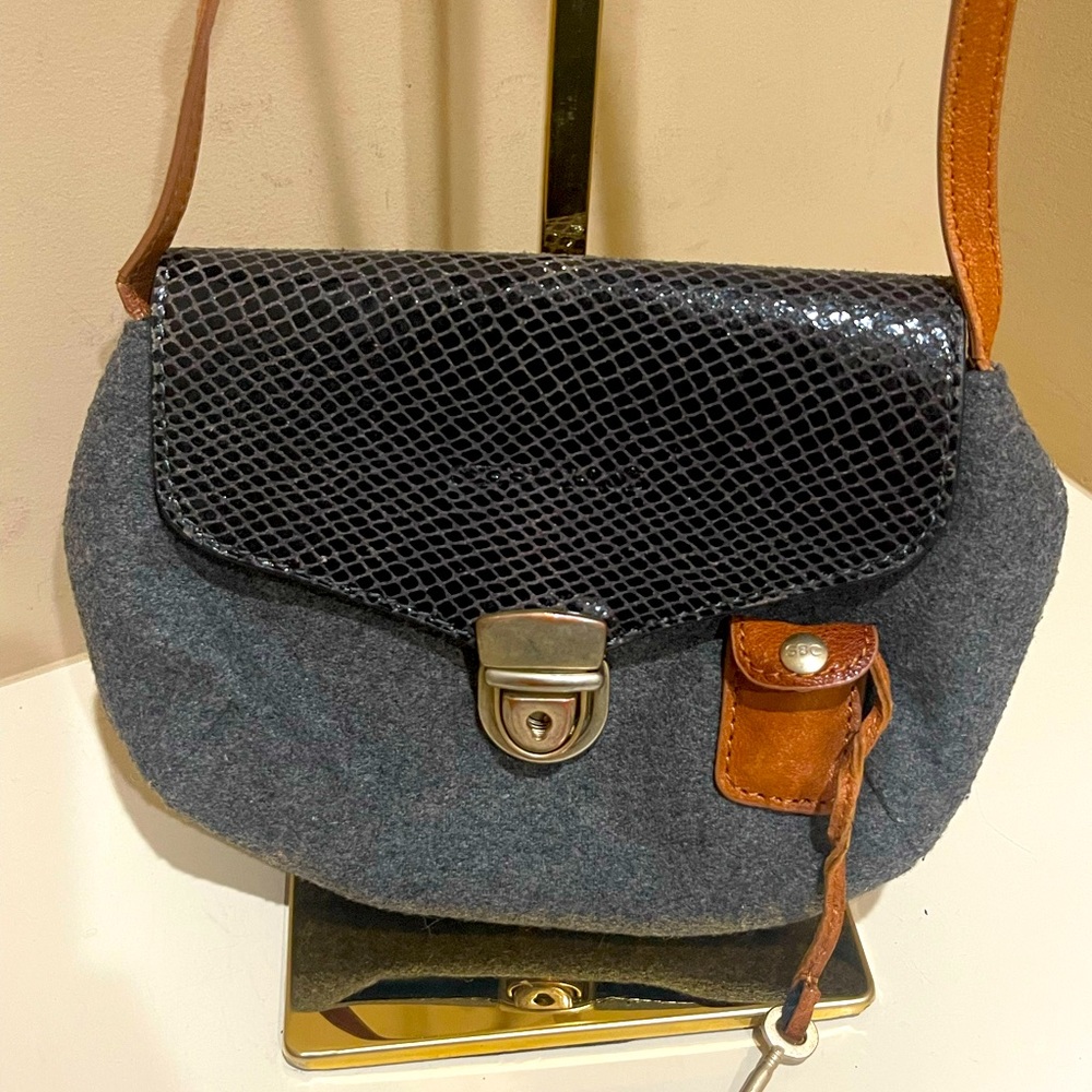 Vintage See By Chloe Mini Locking Crossbody With The Key